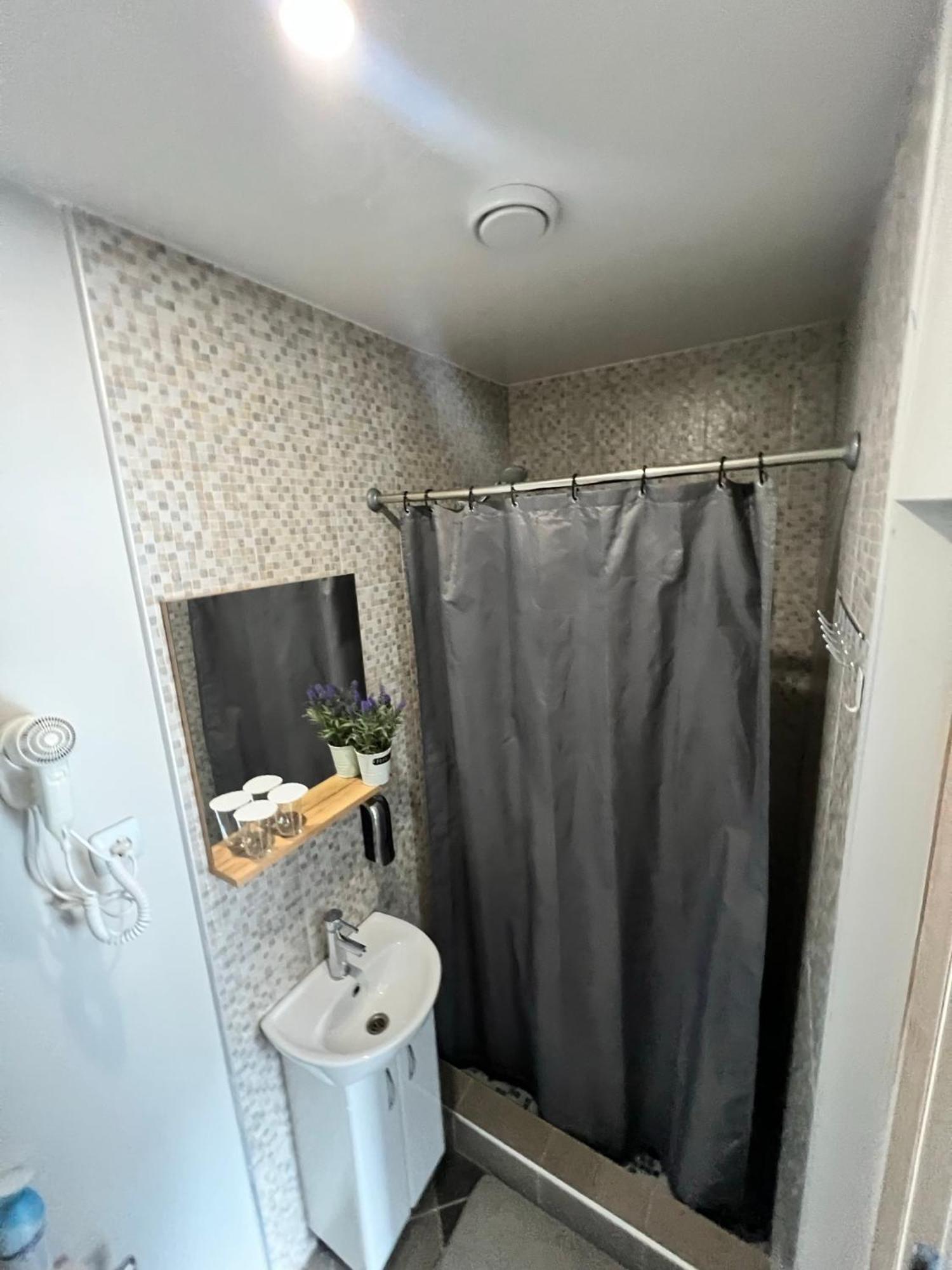 Siauliu Apartamentai Шяуляй Екстер'єр фото