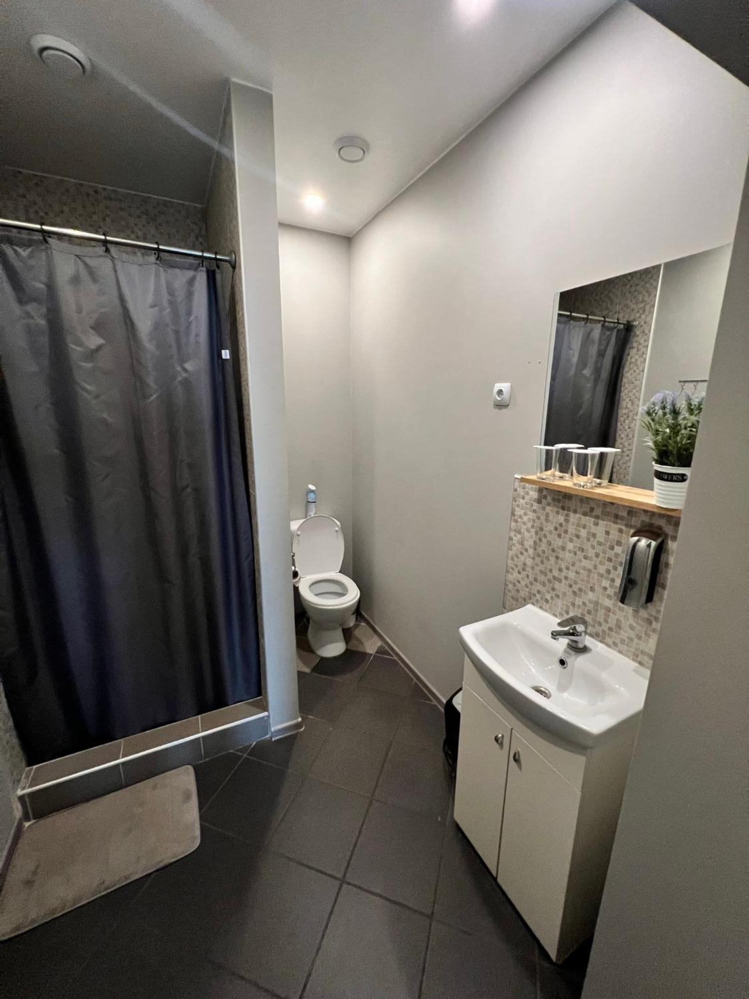 Siauliu Apartamentai Шяуляй Екстер'єр фото