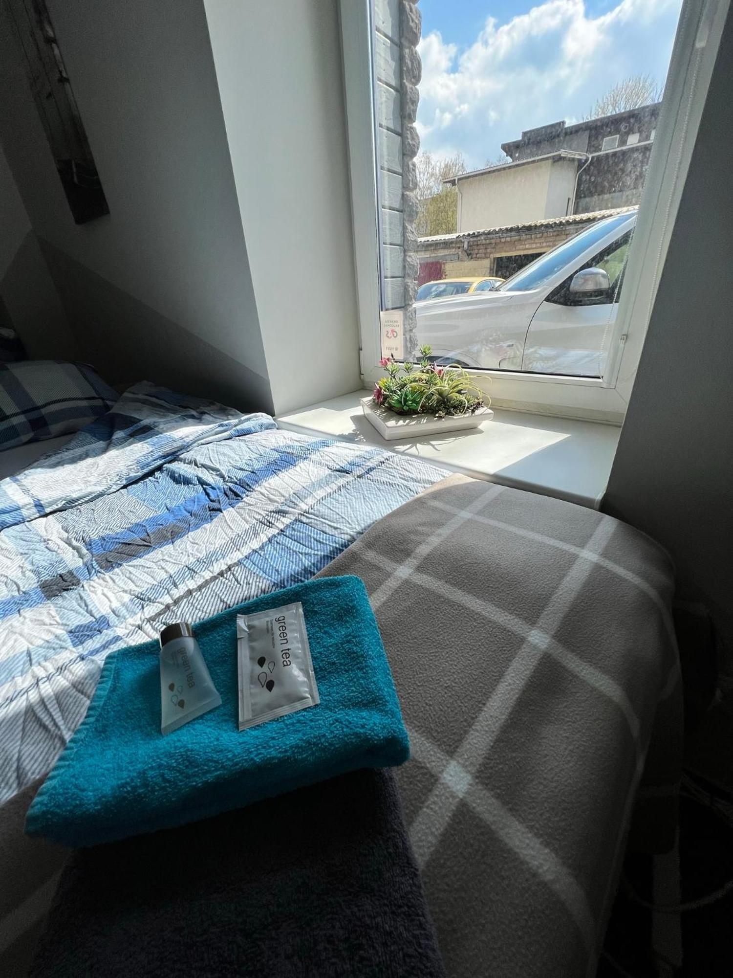 Siauliu Apartamentai Шяуляй Екстер'єр фото